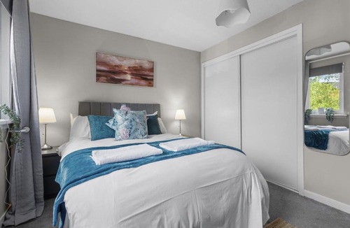 Rutherglen Apartment | Bonnie Lodgings - Burnhill Quadrant