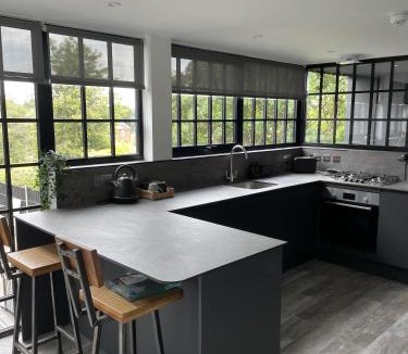 Pattiswick Apartment | Booking Urban Halstead