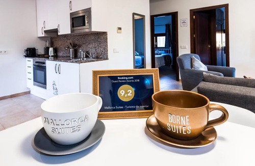 La Llotja-Born Apartment | Borne Suites - Turismo de Interior