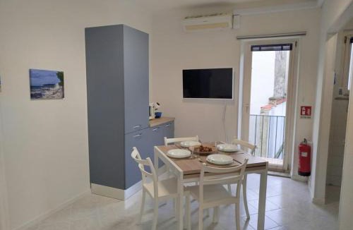 San Giovanni-Chiadino-Rozzol Apartment | Botticelli Sea Apartment