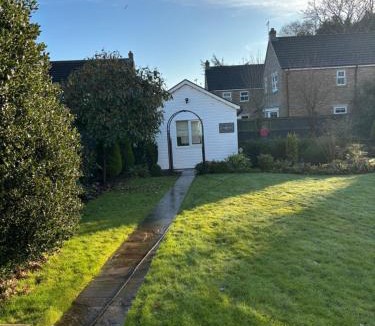 Hornsea Bed & Breakfast | Boutique Rooms at The Ellesmere