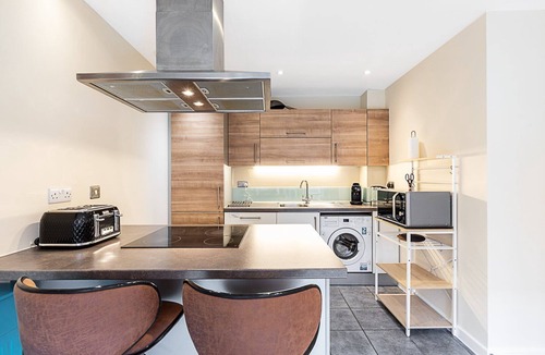 Bow Apartment | Bow Retreat Near Victoria Park