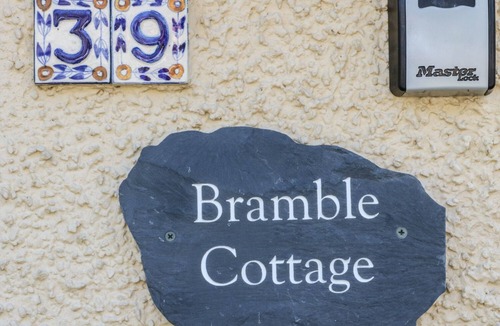 Sedbergh Cottage | BRAMBLE COTTAGE, pet friendly, with a garden in Sedbergh