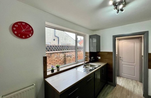 Cleethorpes House | Bramhall House – Contractors, Families, Holidays