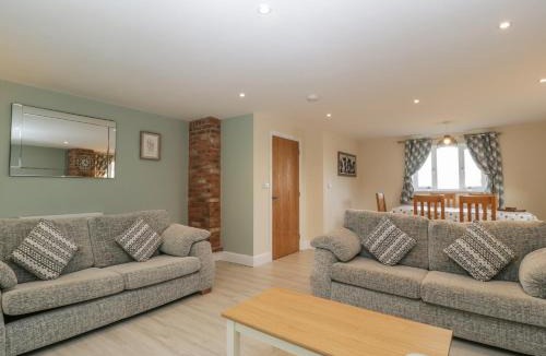 Langport House | Bramley Cottage