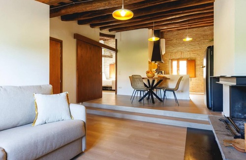 Barri Vell Apartment | Bravissimo Calderers El Bou, with river view