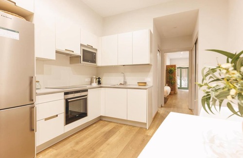 Barri Vell Apartment | Bravissimo Força 17 Aigua, with one-bedroom and terrace