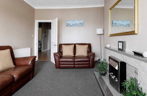 Rothesay Apartment | Breathtaking Sea-View Apartment Steps from Rothesay Harbor