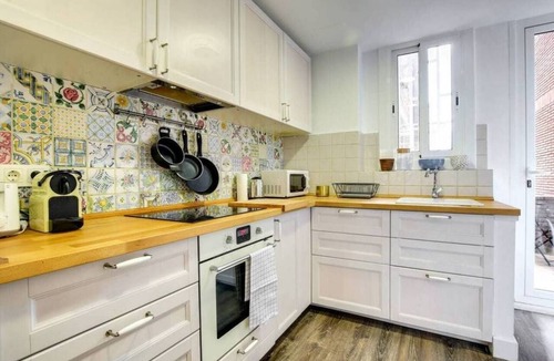 el Camp d'en Grassot i Gracia Nova Apartment | Bright 2 bedroom in the best area of Barcelona.