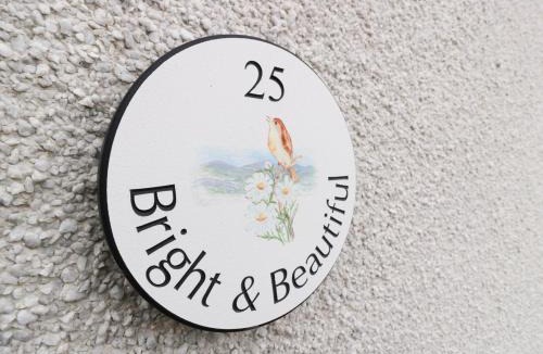 Ayr House | Bright and Beautiful
