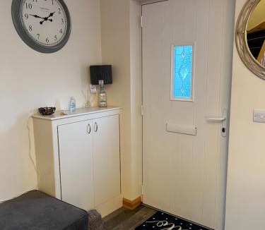 Kirkwall House | Bright and modern 2 bedroom home in Kirkwall