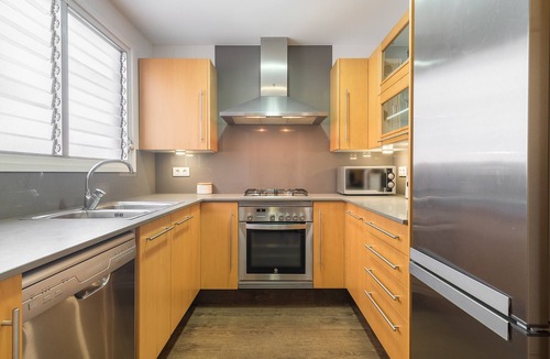 Canet de Mar Apartment | Bright 'Canet Beach 2' Apartment with Balcony and Wi-Fi