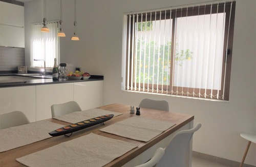 Mal Pas-Bon Aire House | Bright, detached, renovated villa in very quiet residential area #ETV 9426