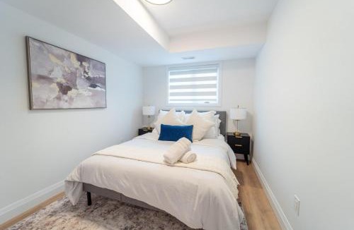 Kitchener Apartment | Bright & Spacious 2BR Near Downtown KW