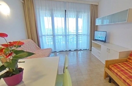 Lignano Sabbiadoro Apartment | Bright studio with lovely balcony