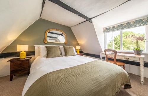 Lavenham House | Brimming with Medieval charm - Weavers Cottage