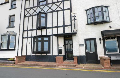 Parkgate House | Broad Beams