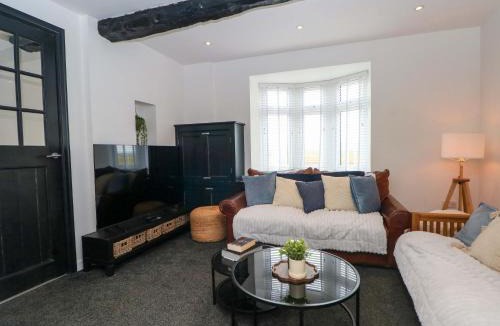 Parkgate House | Broad Beams
