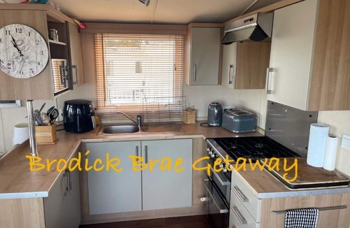Ayr House | Brodick Brae Getaway