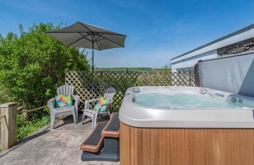 Ferryside House | Bronyn Cottage