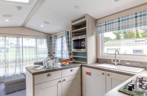 Clacton-on-Sea House | Bronze Premium 1 Bedroom Caravan, Sleeps 2