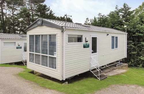 Clacton-on-Sea House | Bronze Premium 1 Bedroom Caravan, Sleeps 2