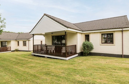 Dailly House | BRUNSTON CASTLE, family friendly, with a garden in Dailly