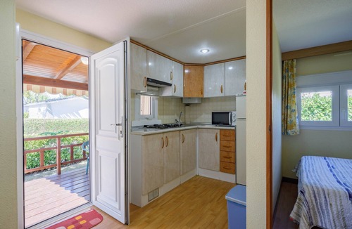 Balea House | Bungalow 'B' with Private Pool, Private Terrace and Wi-Fi
