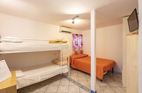 Agropoli Ski Chalet | Bungalow Near The Beach With Pool 9, Agropoli, Italy