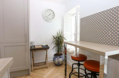 Llanfaelog Apartment | Cae Gwyn
