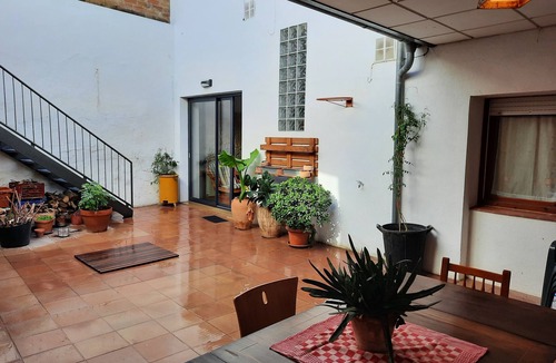 Sant Pau dʼOrdal Cottage | Cal Paó, Casa Rural Para 8 Personas, Ideal Para Familias, Patio con Barbacoa
