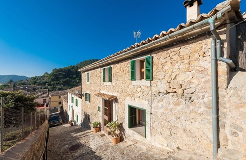 Caimari Ski Chalet | Cal Tio - House In Caimari. Free Wifi