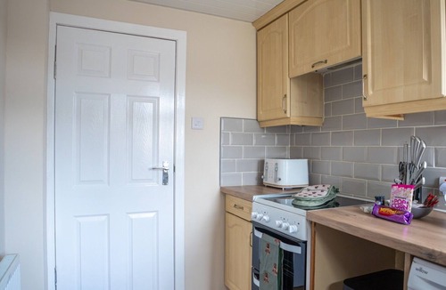 Whitburn House | Caledonia Luxe Stays Short Lets Agency Whitburn
