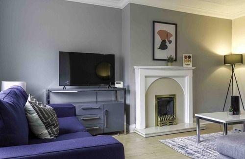 Larkhall House | Caledonia Luxe Stays Short Lets Agency Larkhall