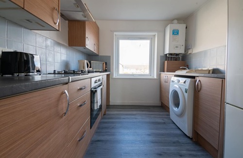 Shieldhall House | Caledonia Luxe Stays Short Lets Agency Renfrew