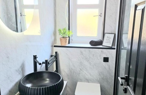 West Kilbride House | Calm Flat, West Kilbride Contractors & Couples