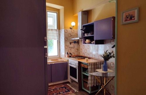 Barriera Vecchia-San Giacomo Apartment | Calm Flat with a Private Terrace