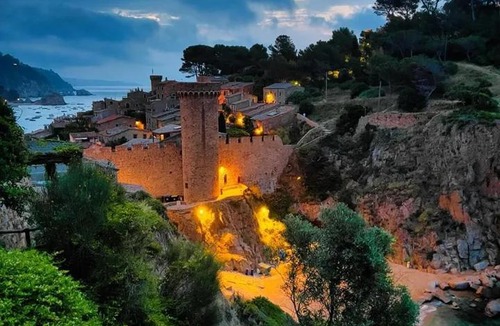 Tossa de Mar House | Camino Santiago Sant Jordi