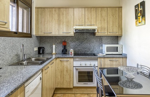 Viladamat House | Can Castelló Baixos – Casa acogedora para 6 personas en Viladamat con terraza y barbacoa