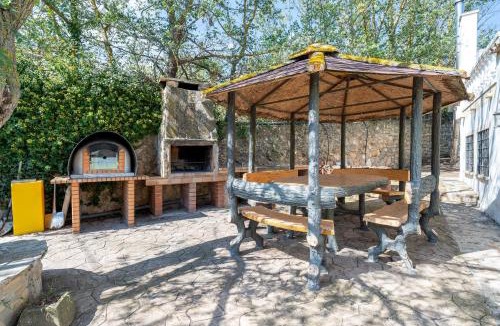 Querol Ski Chalet | Can tronc