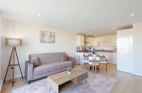 Newham Apartment | Capital Stay - Two Bed Apartments Near Lcy