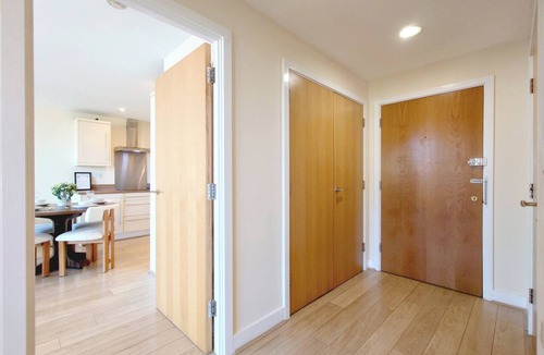 Newham Apartment | Capital Stay - Two Bed Apartments Near Lcy