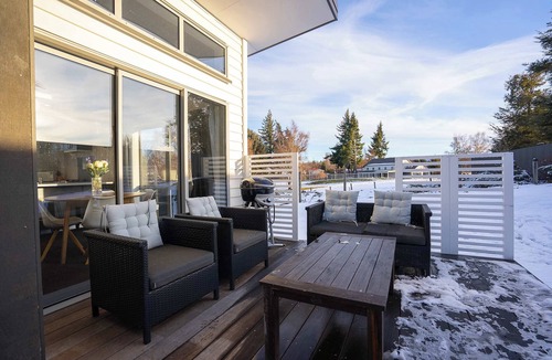 Tekapo House | Capricorn - 2BR, Easy Drive to Dark Sky, Dining