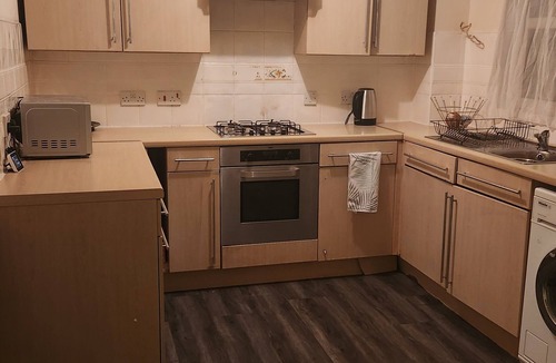 Erith House | Captivating 3-Bed House in Kent
