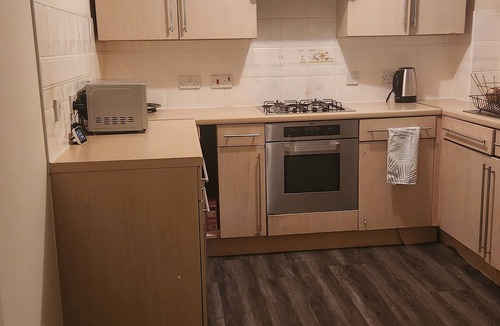 Erith House | Captivating 3-Bed House in Kent