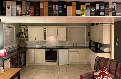 Oldshoremore Cottage | Carbreck - Comfortable Shepherd's House In Beautiful Scenic surroundings.
