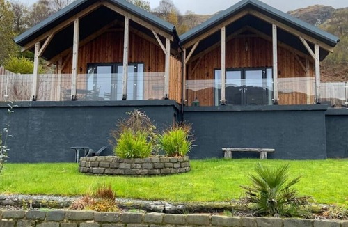 Loch Goil Ski Chalet | Carrick Chalets - your Highland retreat! Panoramic loch & mountain views.