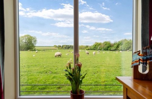 Beverley Cottage | Cart House 2 bedrooms - sleeps 4-5 guests in 2 bedrooms