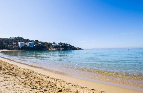 Almadraba-Canyelles Villa | Casa Acogedora a 20m Playa Roses con Parking - ES-228-113