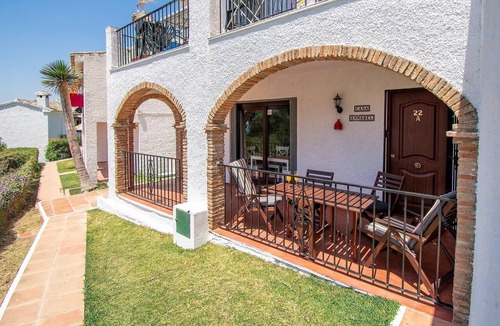 La Capellania Apartment | ★Casa Annabel walk to beach/train and all amenities UK TV/fast WIFI★